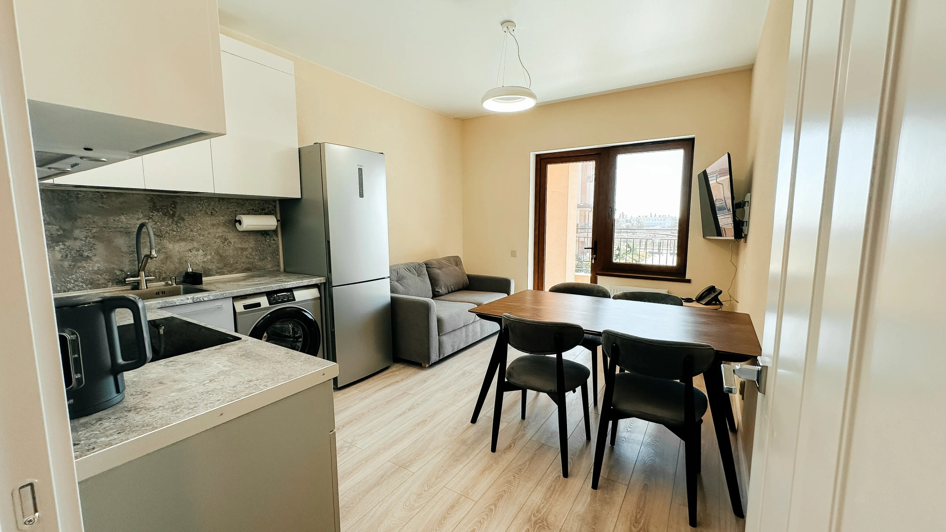 Апартаменты ЖК Альбадельмаре Family suite premium