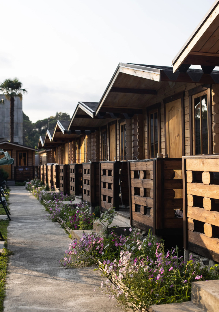 Отель At The Sea