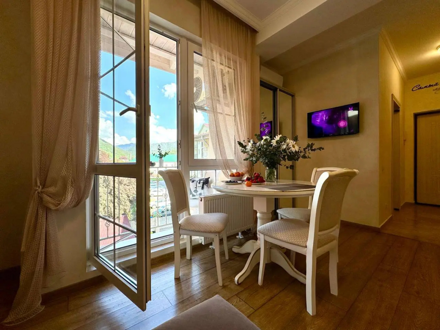 Апартаменты 2-х комнатные ГОРЫ рядом с казино