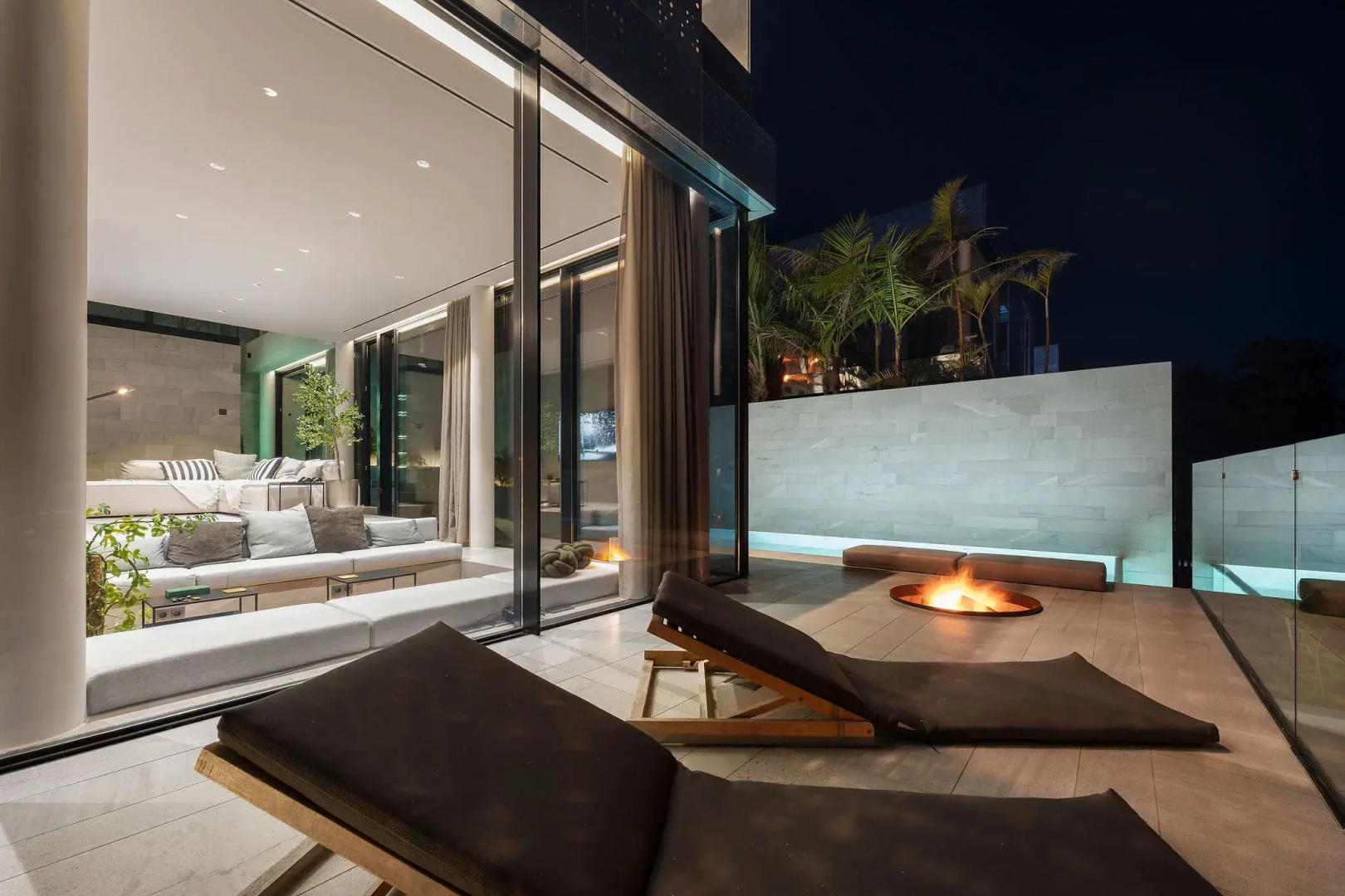 Вилла Saudade futuristic ultra luxury ocean zen retreat