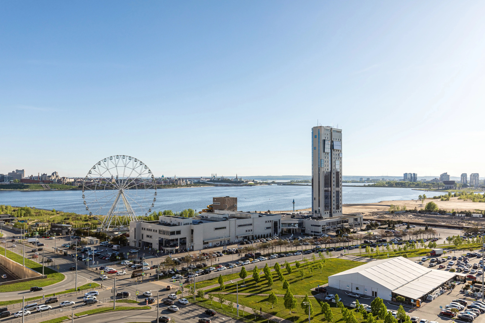 Апартаменты на Высоте Птичьего Полета в Центре Казани