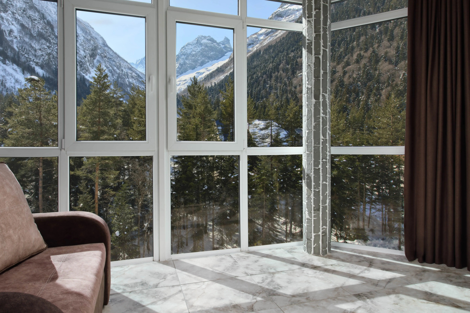 Миррос Субай Отель Домбай