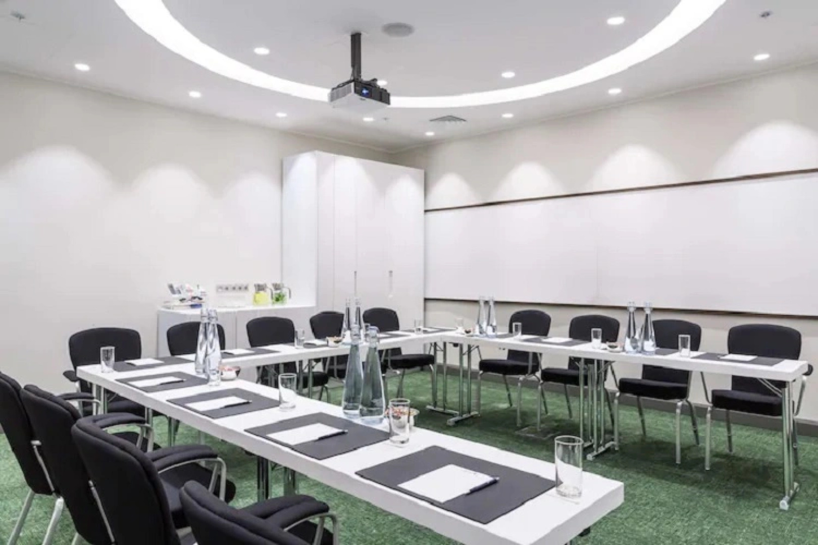 Cosmos Selection Moscow Sheremetyevo Airport Hotel