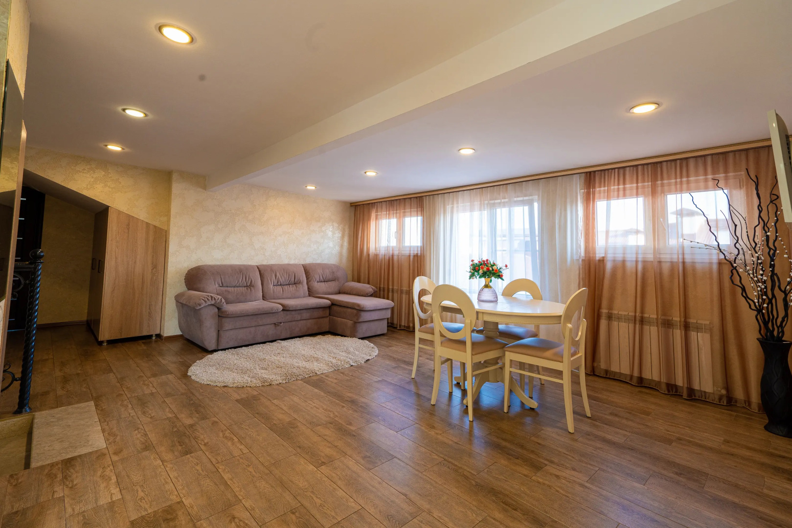 Квартира Flatirini Астана Кесаева