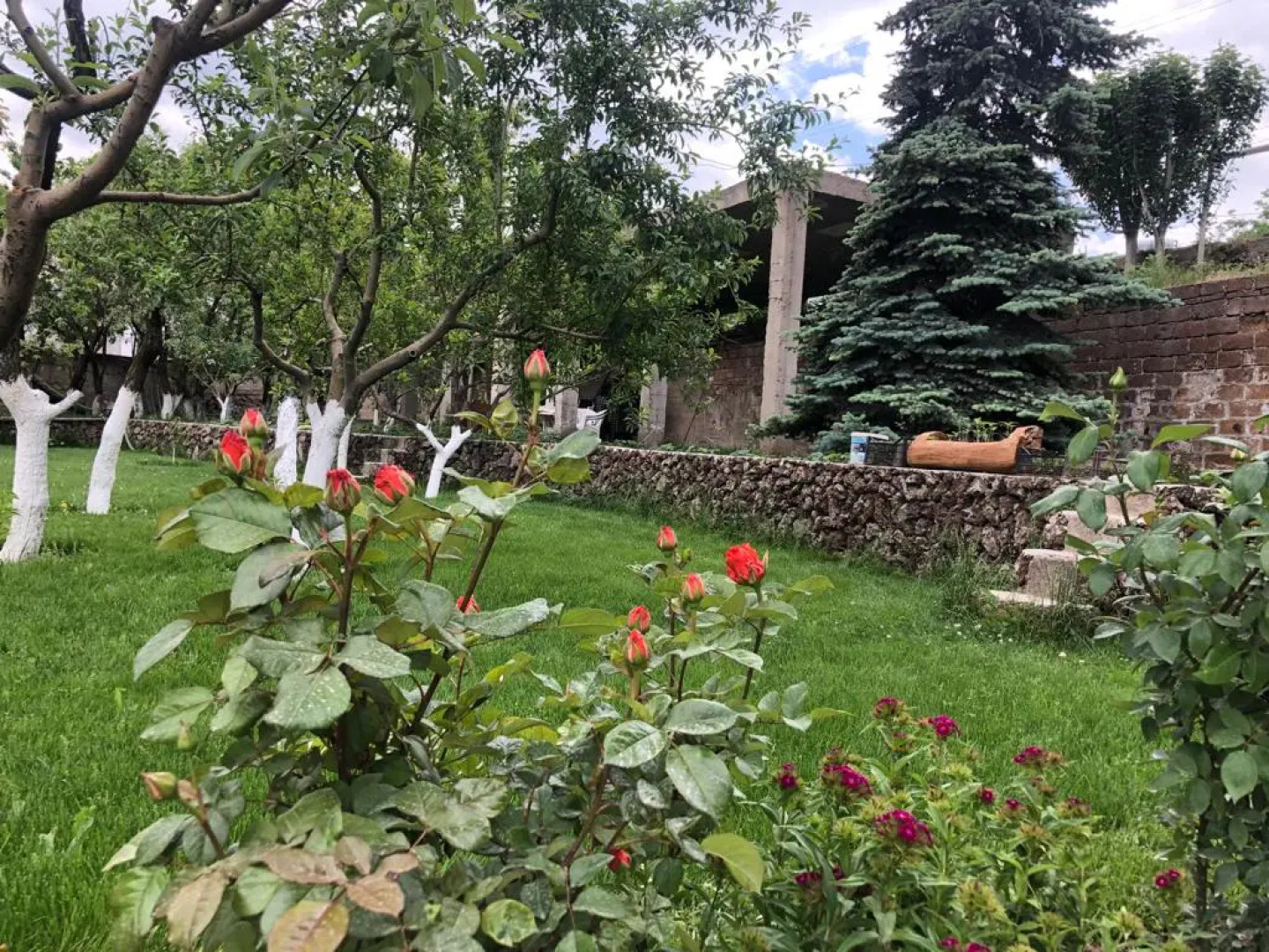 Отель Chez Yvette