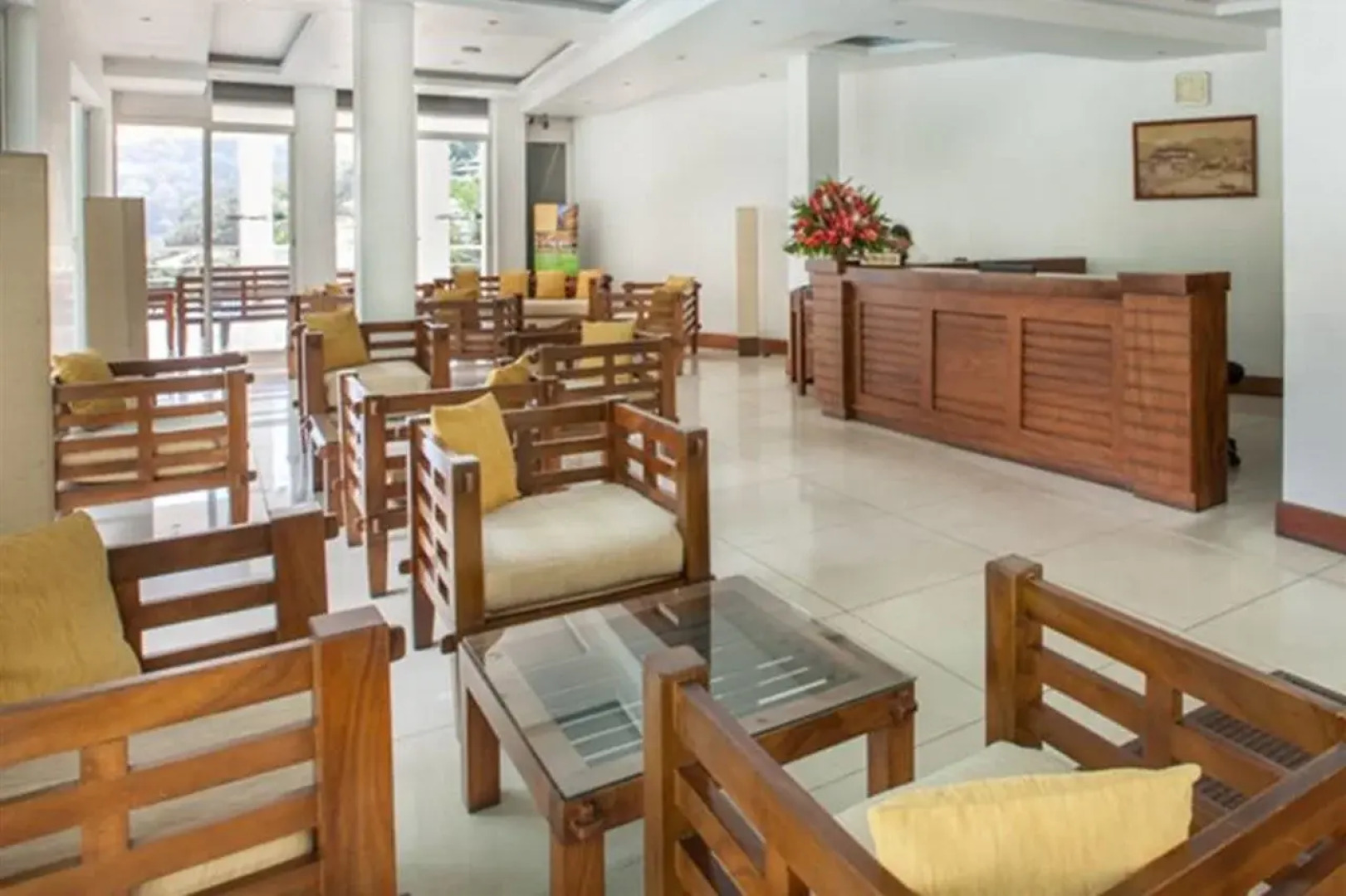 Отель Senani Hotel