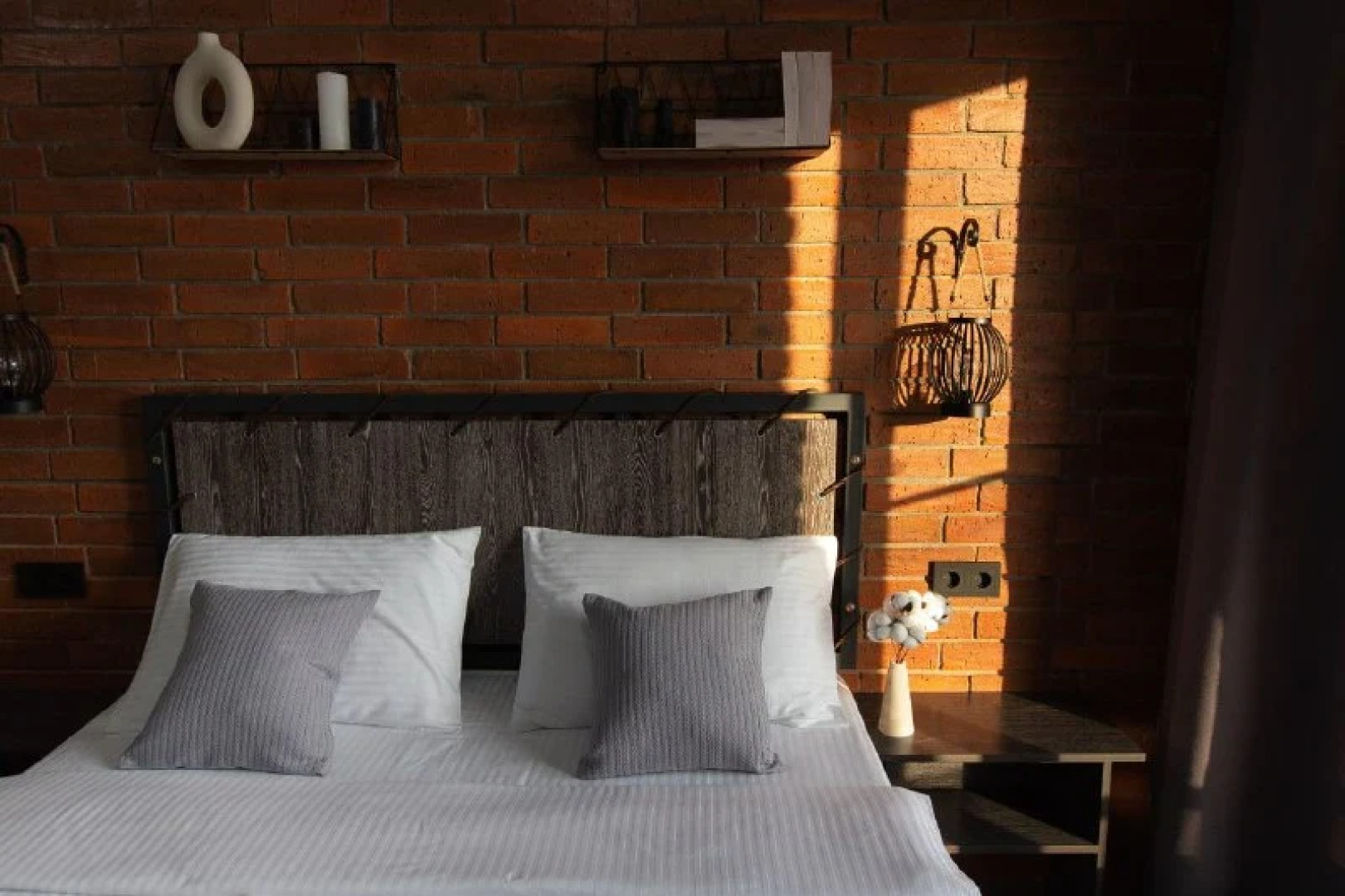 Отель ESENIN-LocuS