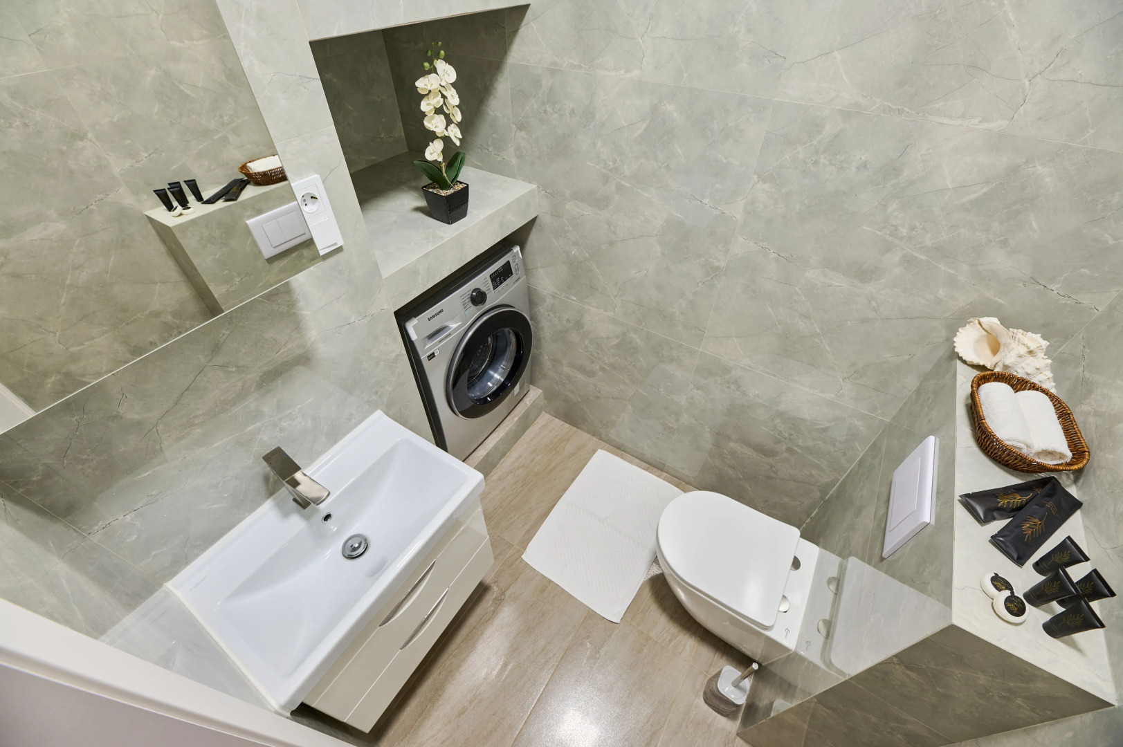 Апартаменты Алма-Ата Пять апартов Business-class рядом ТРЦ MEGA Лучшая локация