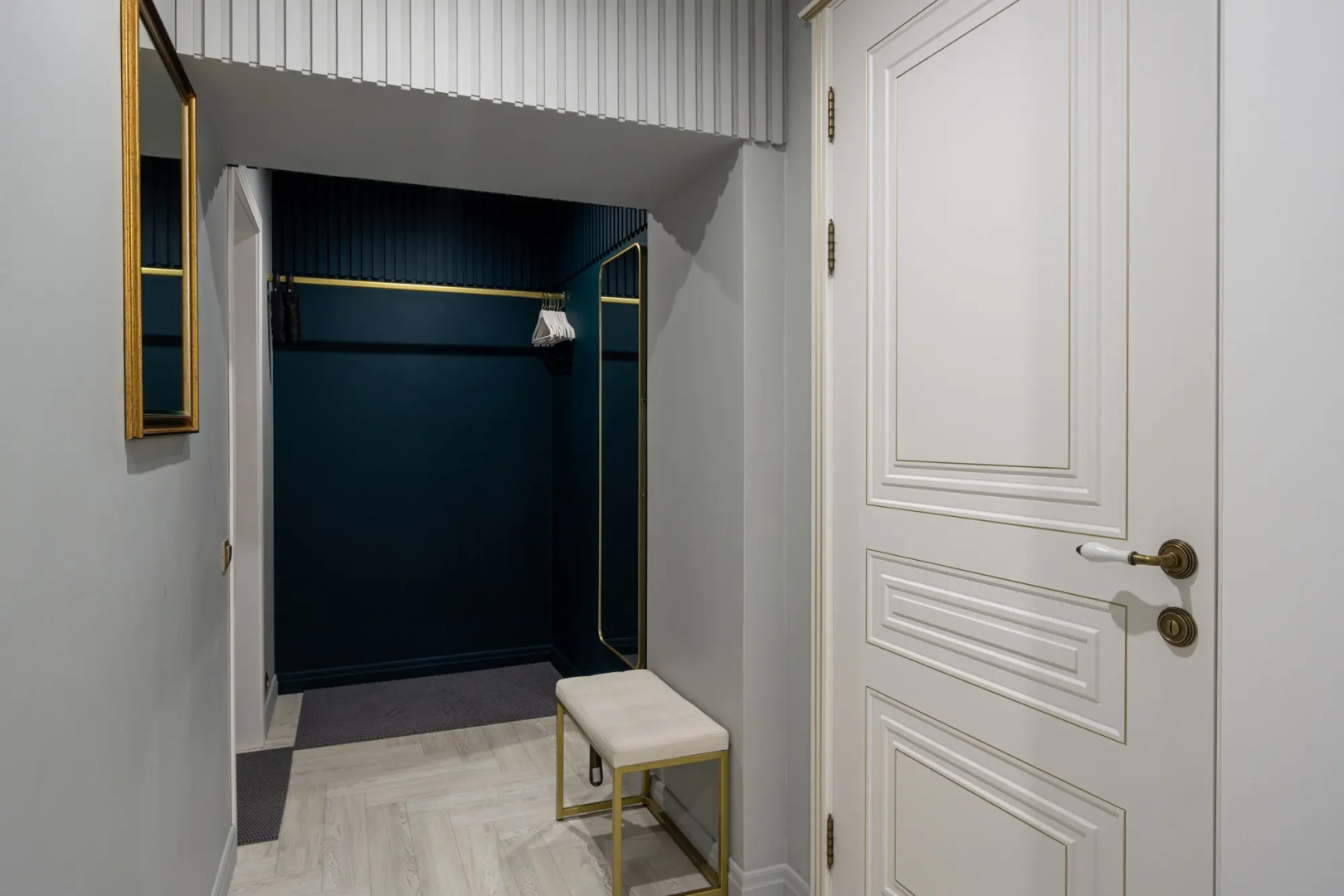 Апартаменты в Доме-Памятнике Дом имени Гоголя в Самом Центре Санкт-Петербурга