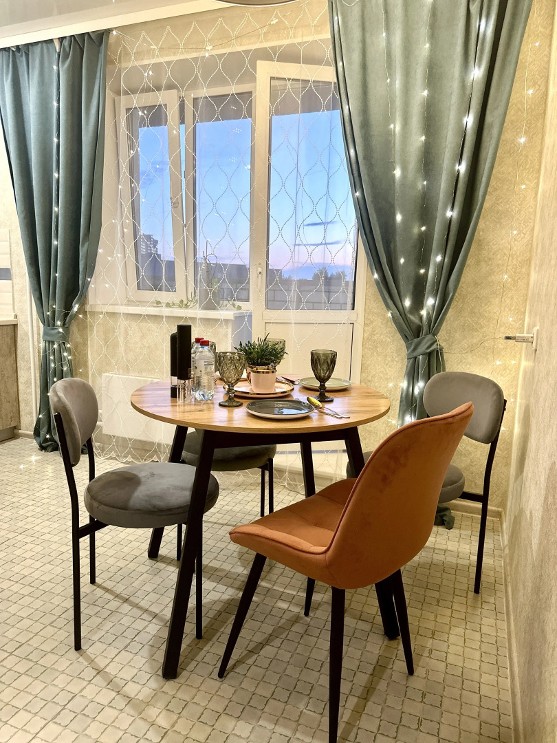 Апартаменты 2 комнатная квартира на Мира 9В