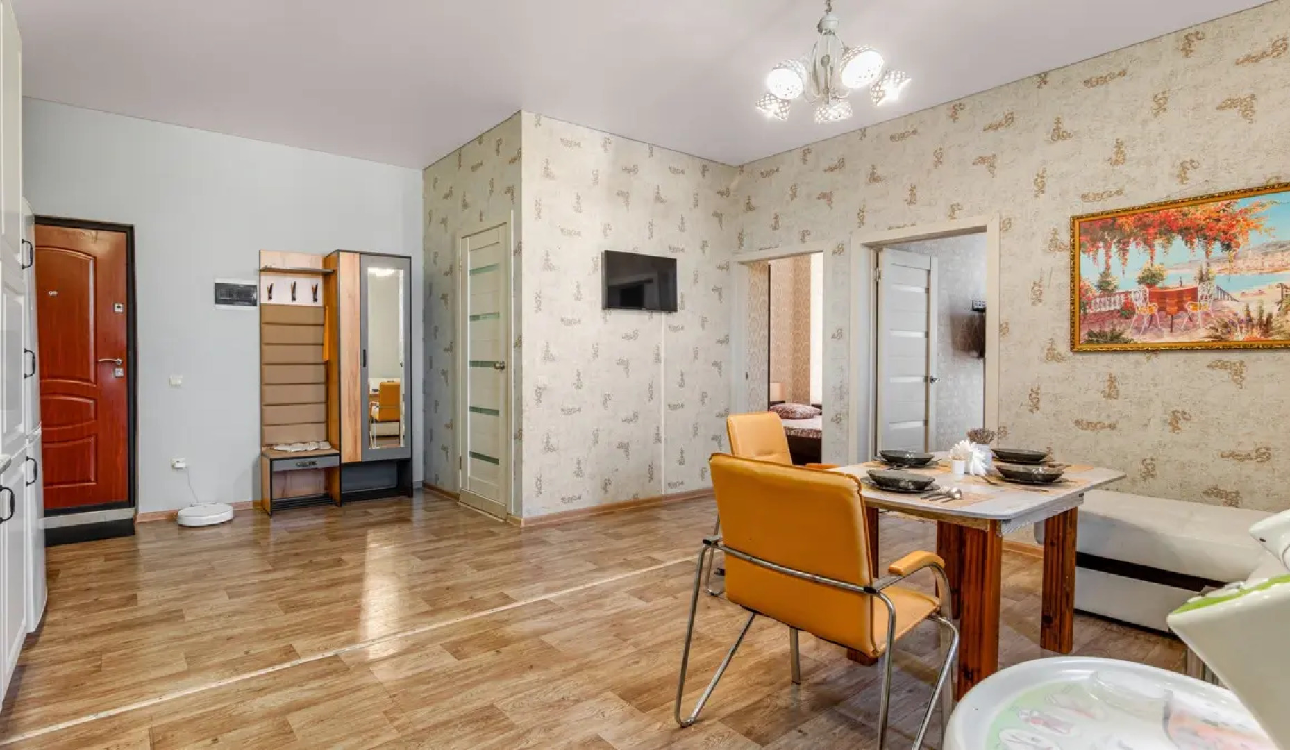 Квартира на Декабристов 17