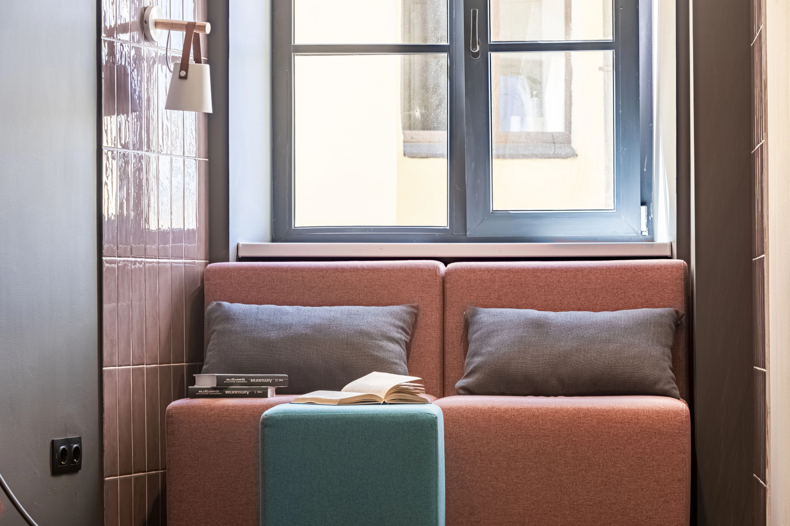 Гостиница izzzi у Гостиного Двора