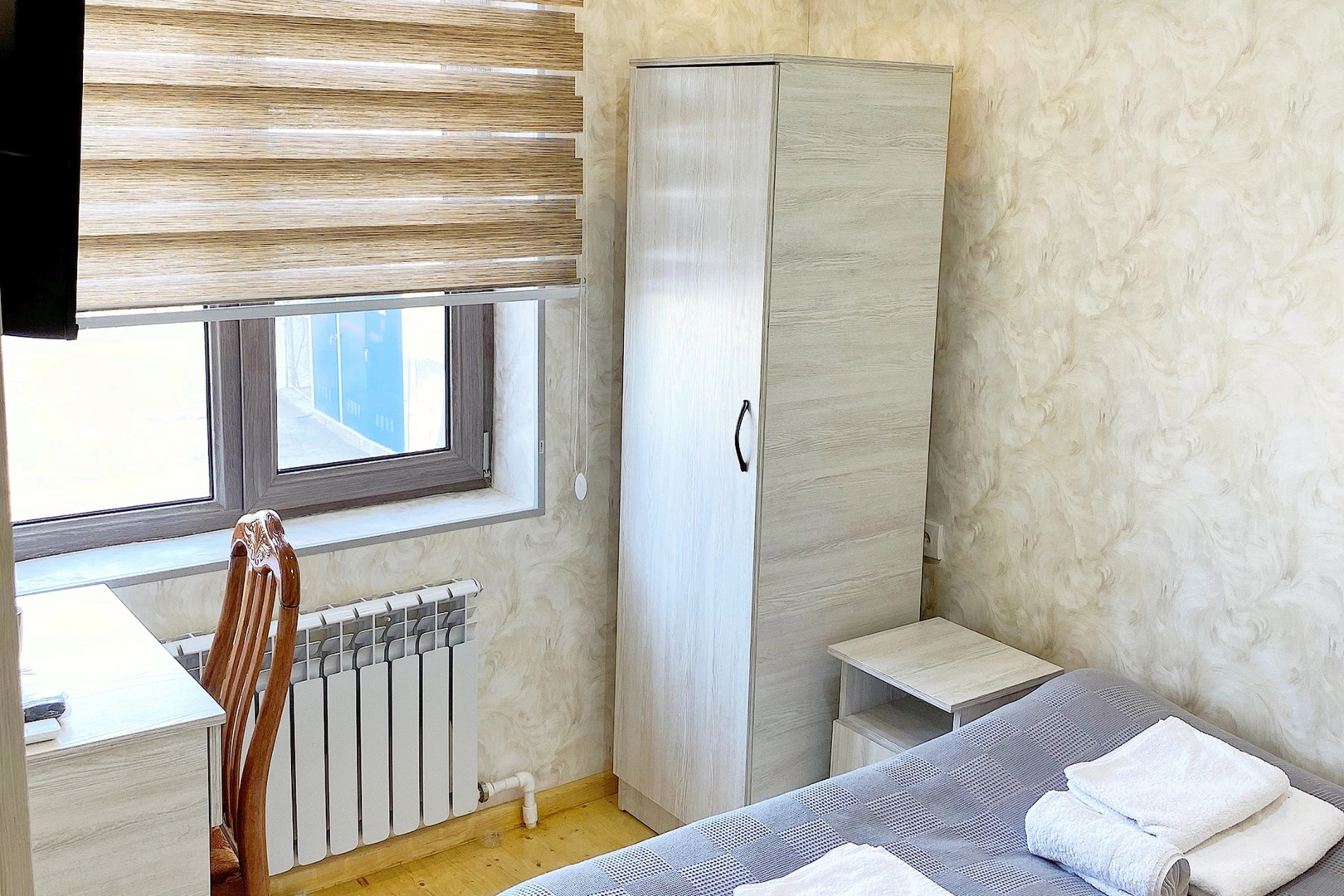 Отель Nanosh East