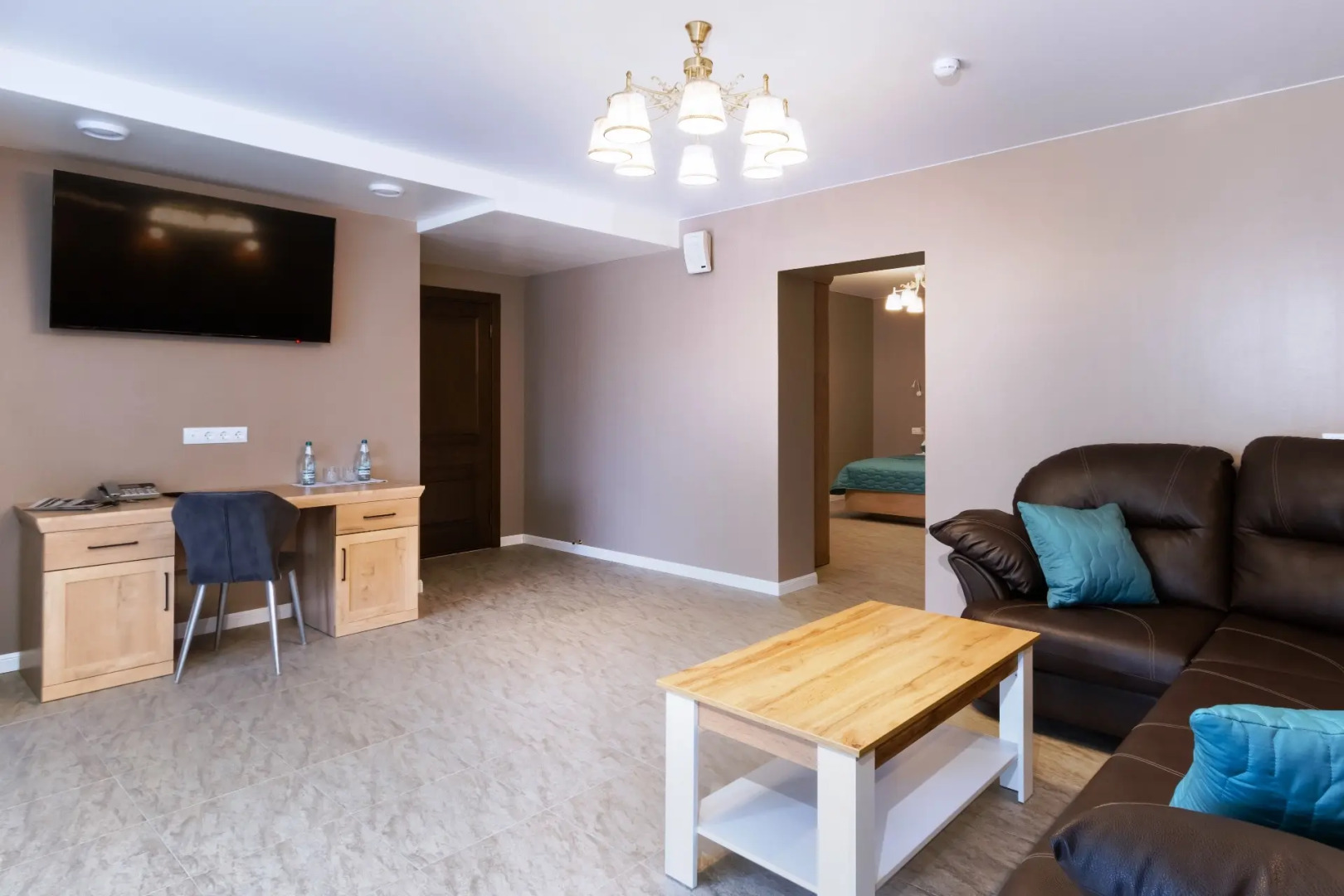 Отель Дискавери