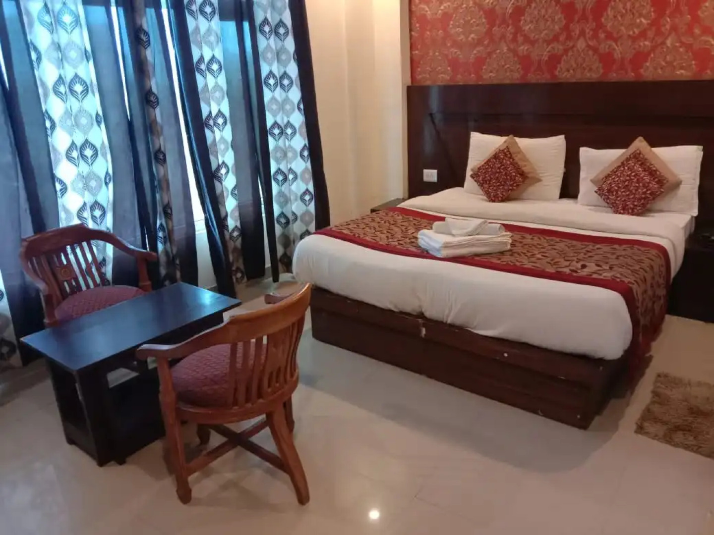 Отель Green View Palace