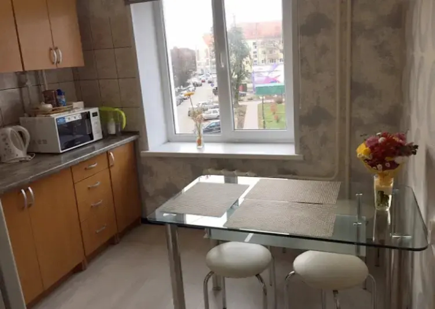 Апартаменты Однокомнатная на Иванникова в центре