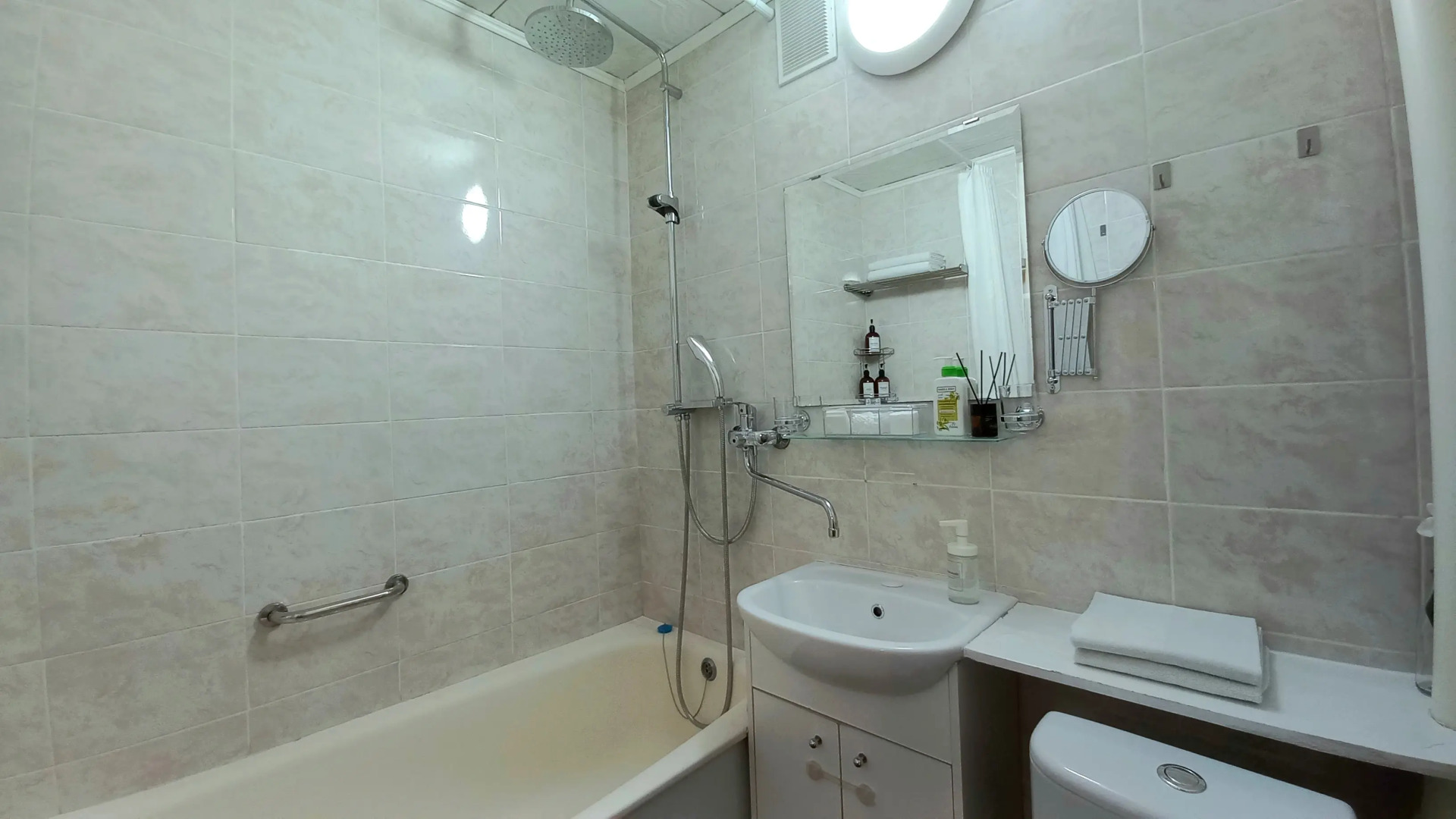 Квартира Кирова 202