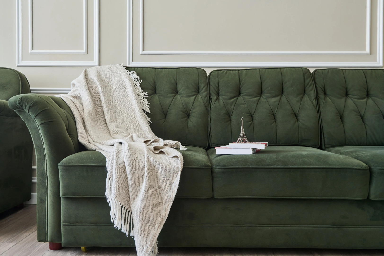 Апартаменты Алма-Ата Пять апартов Business-class рядом ТРЦ MEGA Лучшая локация