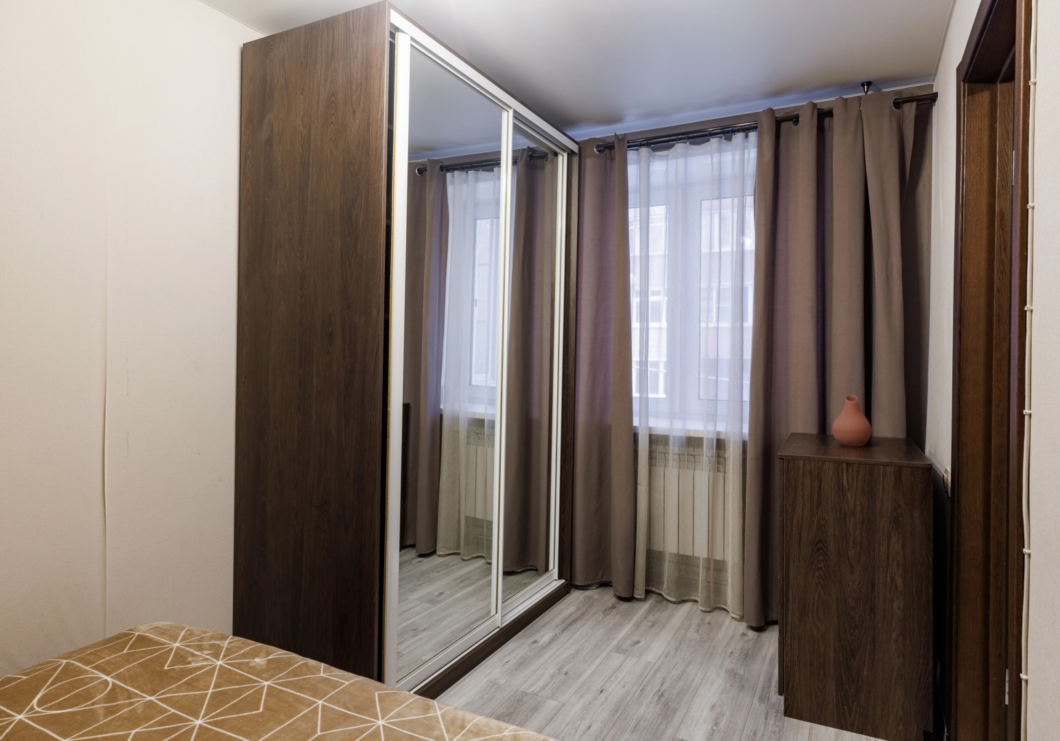 Квартира на Мезенцева