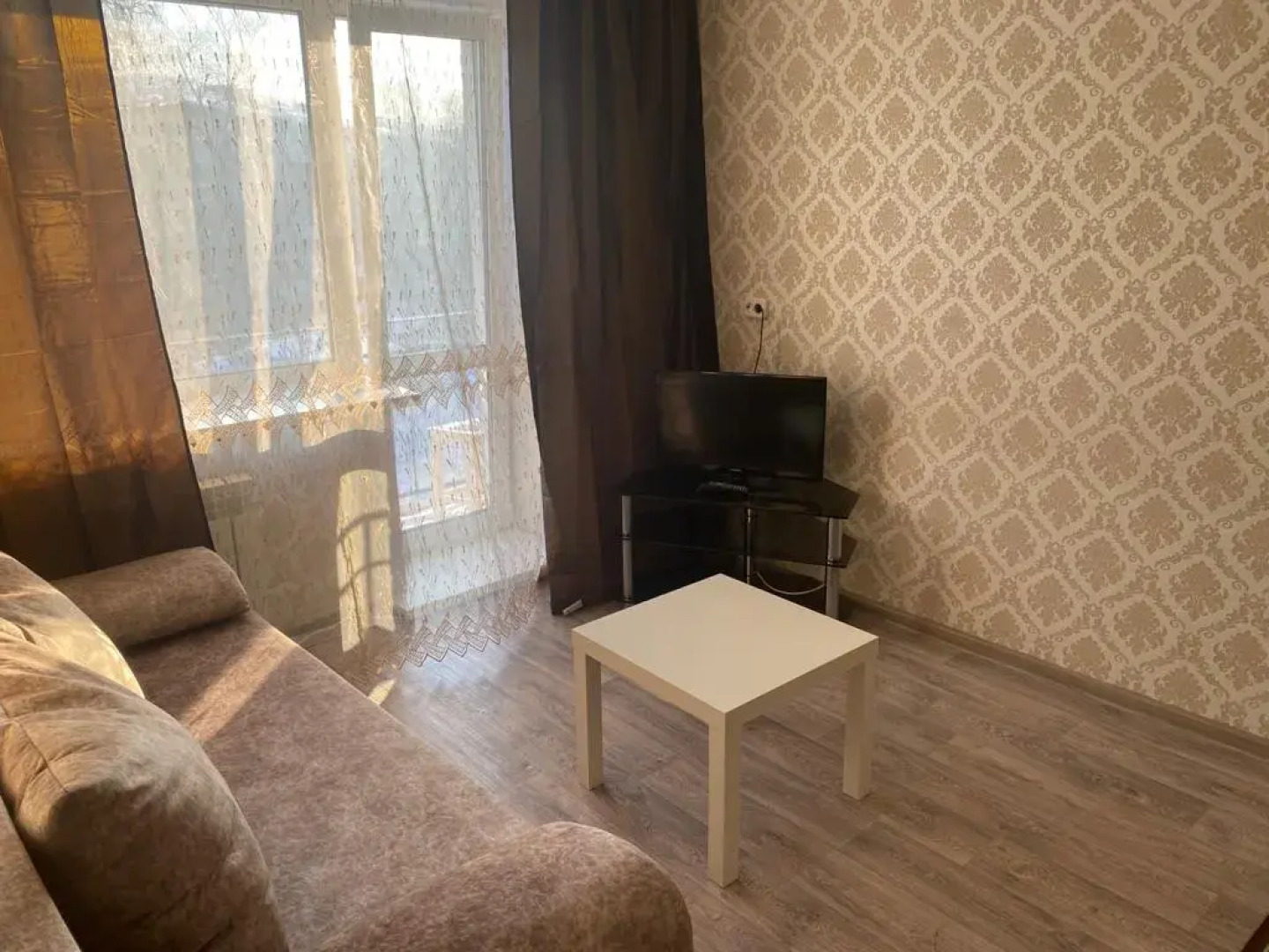 Апартаменты на пр-т Ленина 75