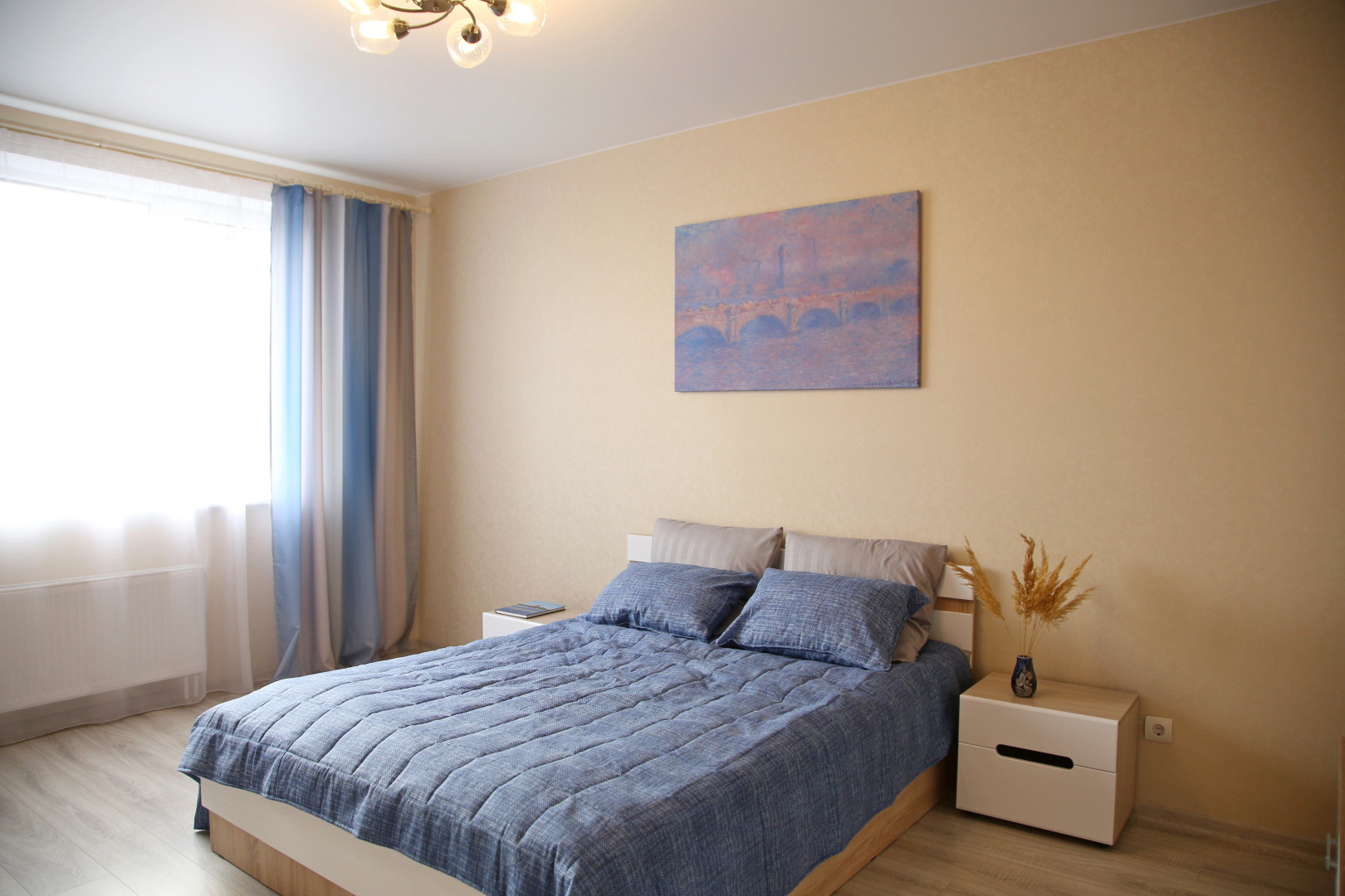 Апартаменты Моне в самом центре города Калининграда