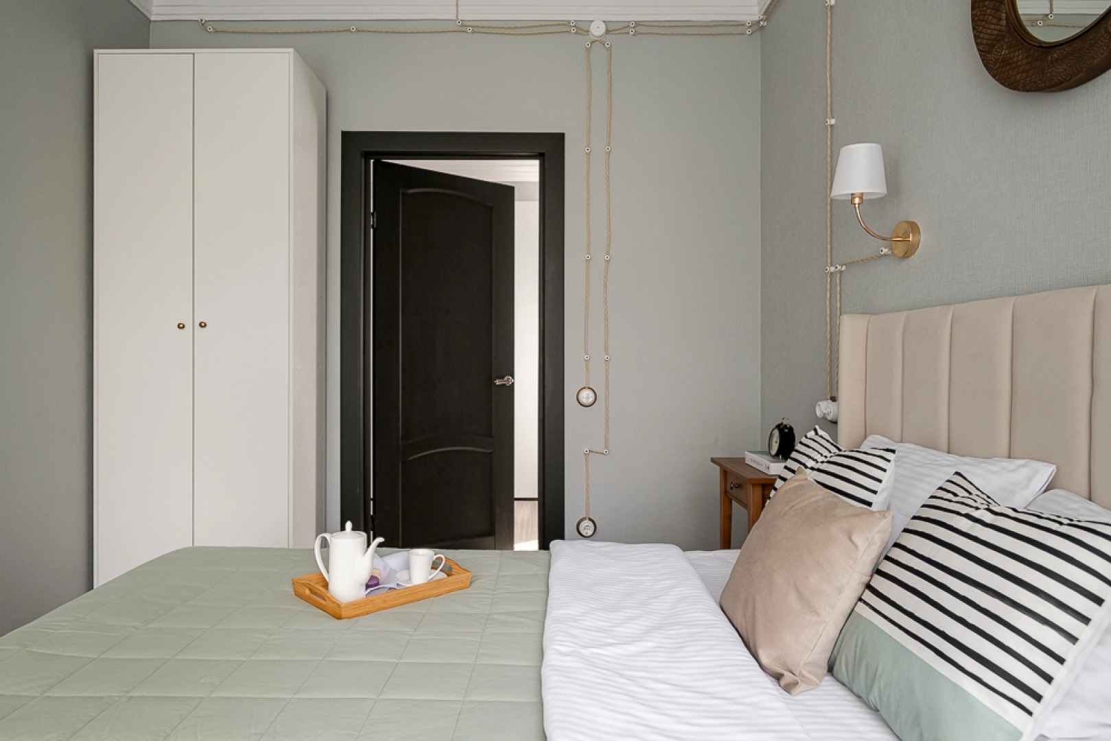 Апартаменты Кварт-Отель, Садовая-Триумфальная, 18