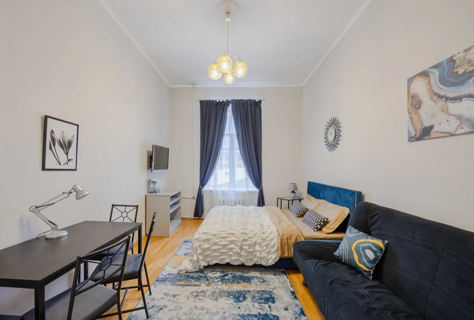 Апартаменты У Исакиевской площади DereMRents ДереМРентс