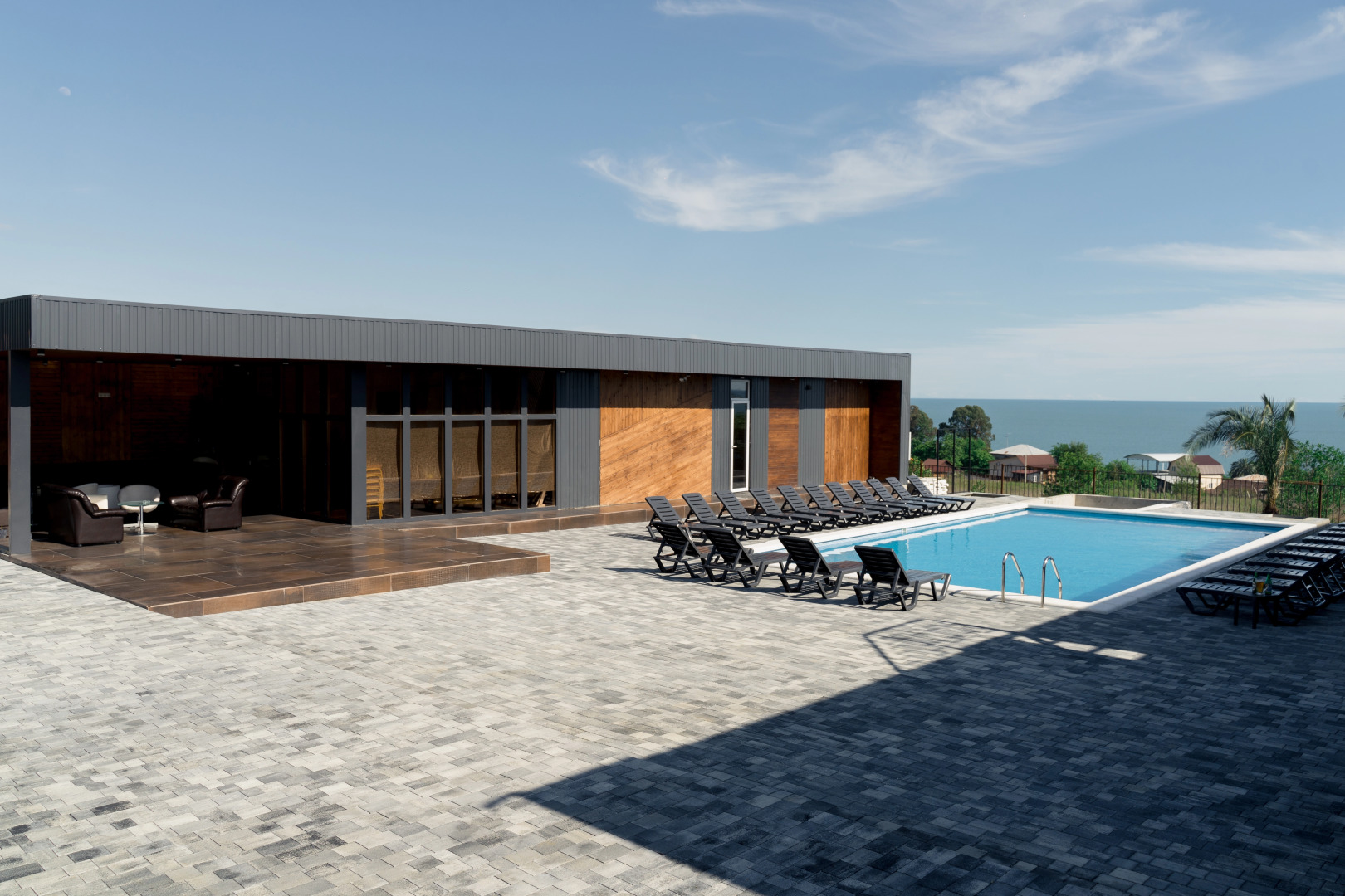 Отель Manresa Family Resort