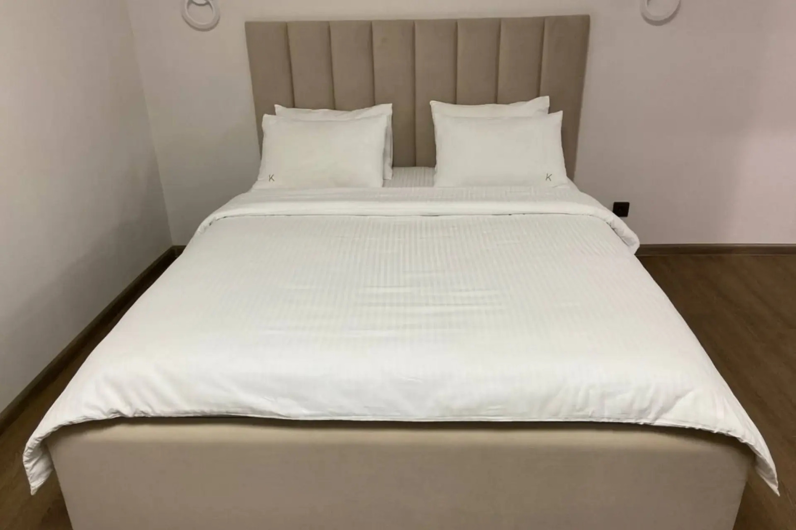 Квартира Делюкс с кухней на Сурикова 4