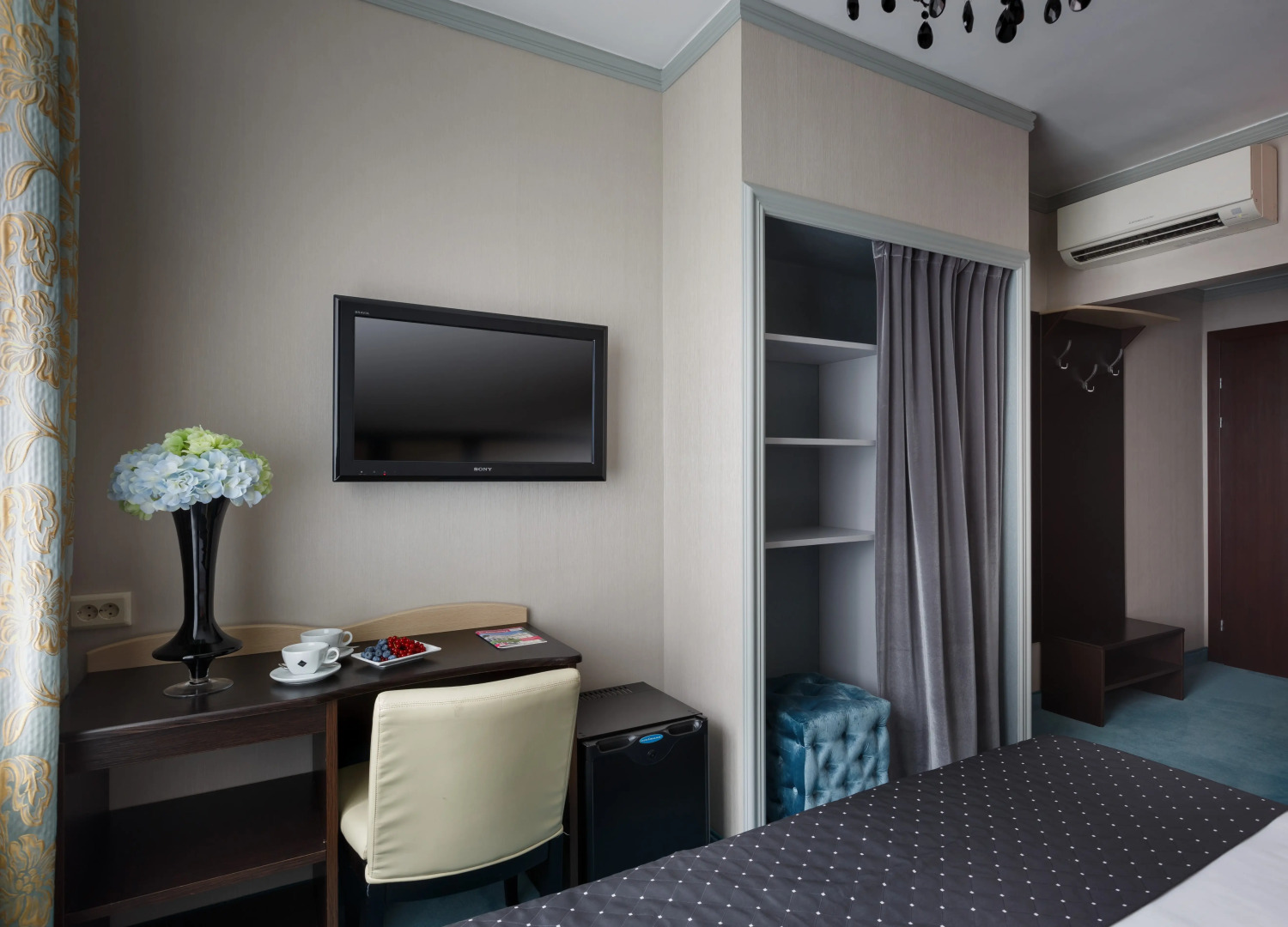 Отель Статский Советник на Загородном