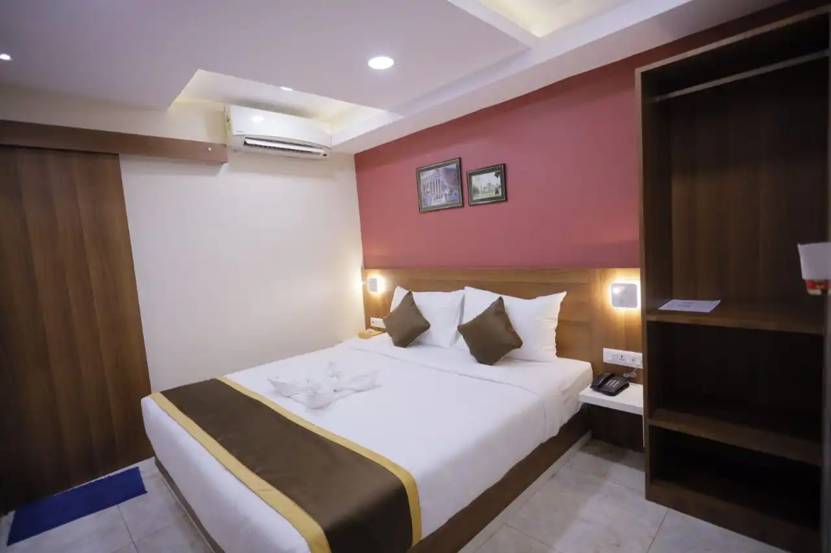 Отель The Avenue Ballygunge