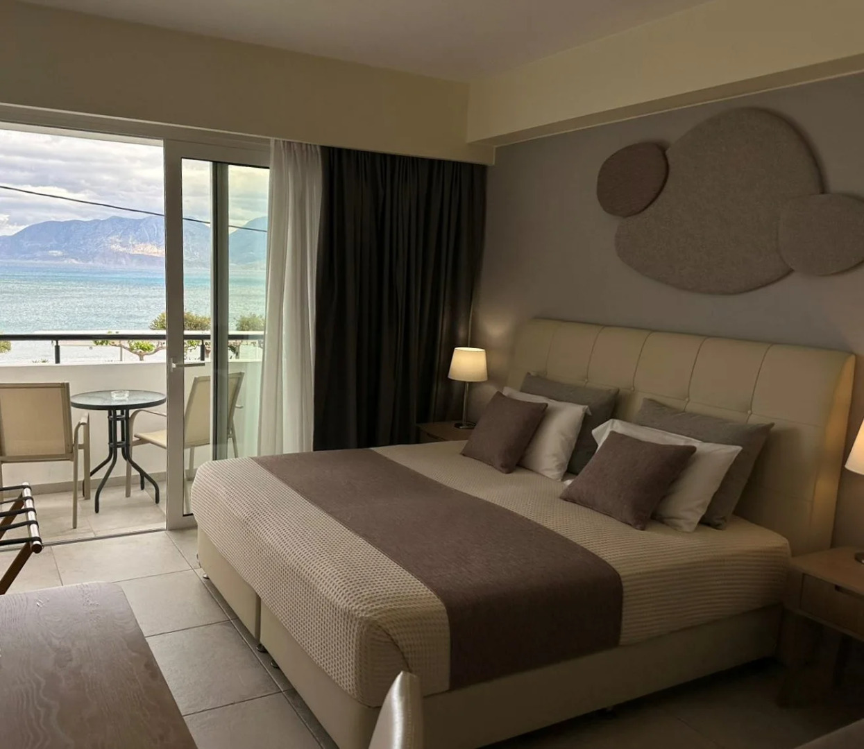 Курортный отель Faedra Beach