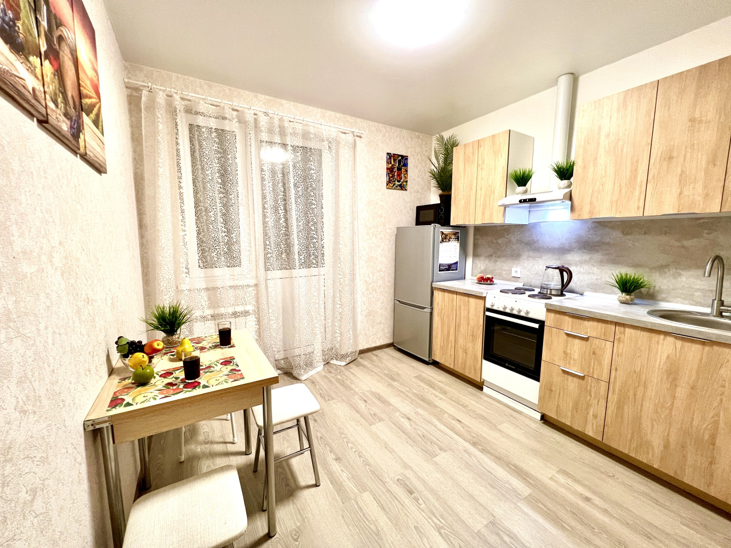 Апартаменты Уютные в ЖК Академический на 8 этаже (рядом с Парком Гагарина) пр-кт К.Маркса, 242