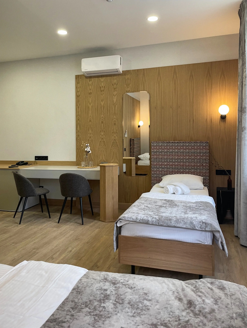 Отель Лес Георга