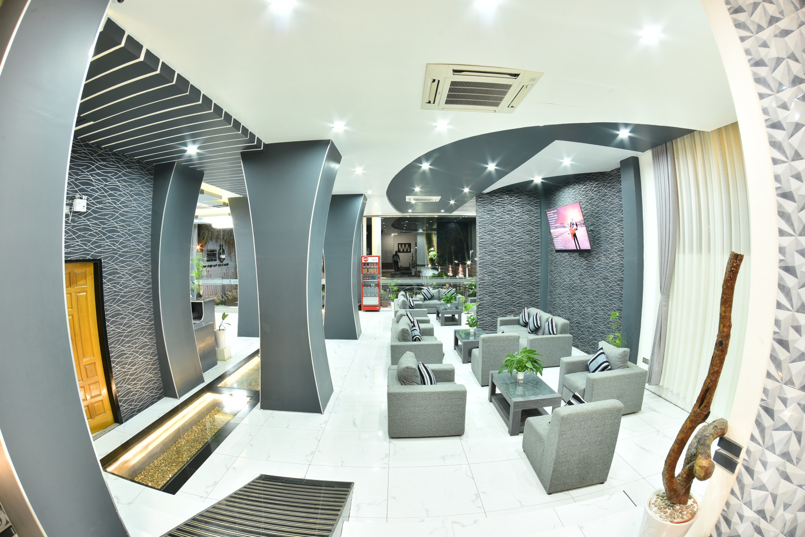 Отель Thuzar Pyin Oo Lwin