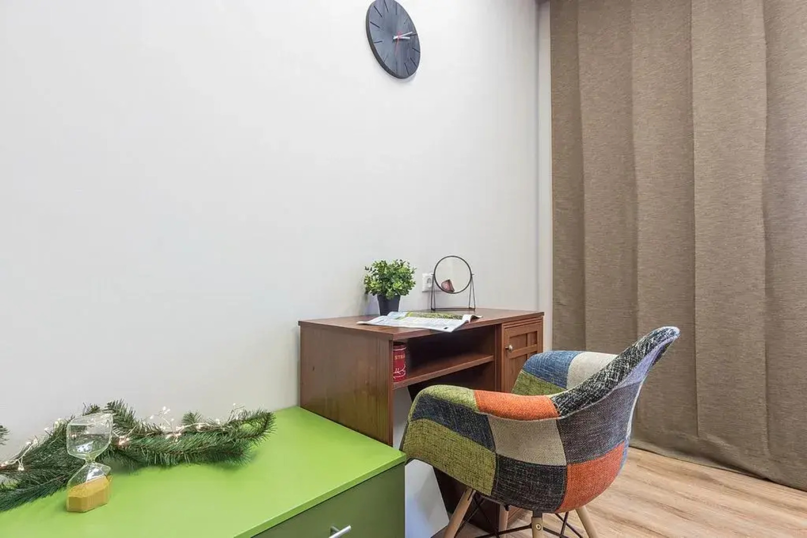 Апартаменты SKY INN Color Green