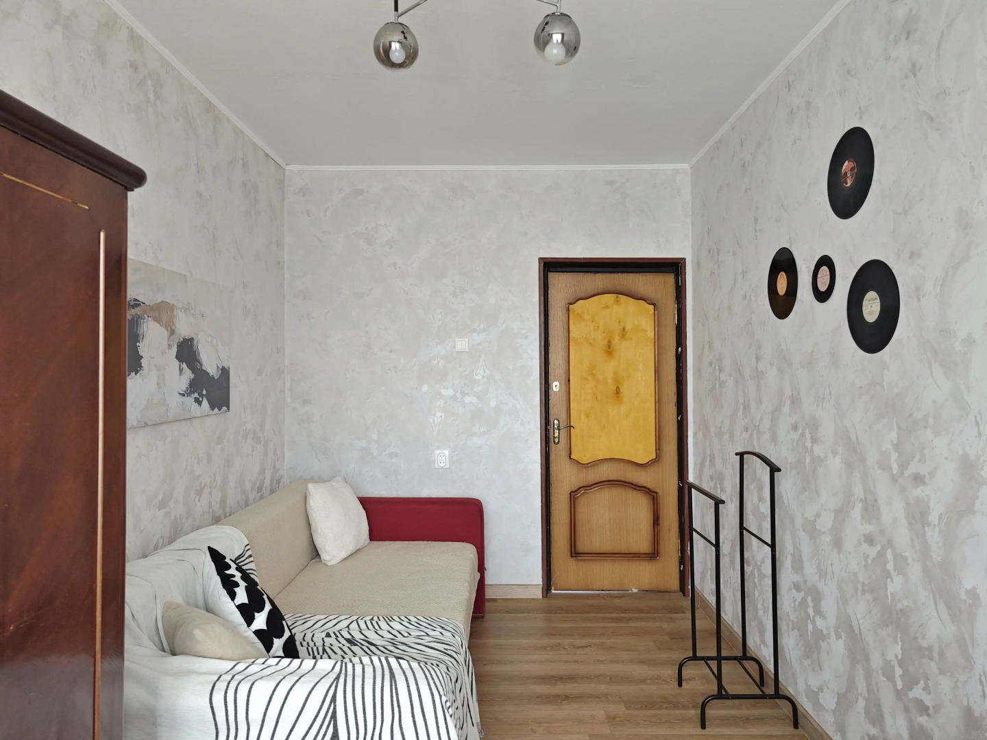 Квартира Трехкомнатная