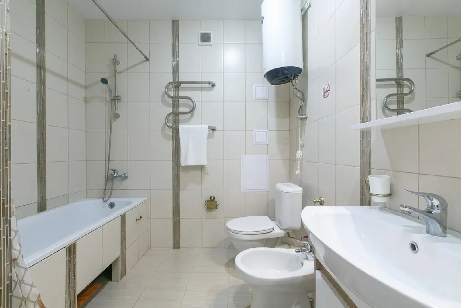 Квартира от компании Хоум Отель на ул. Луначарского, 5