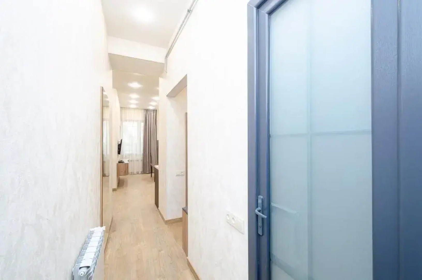 Квартира Двухкомнатная в Центре со Свежим Ремонтом