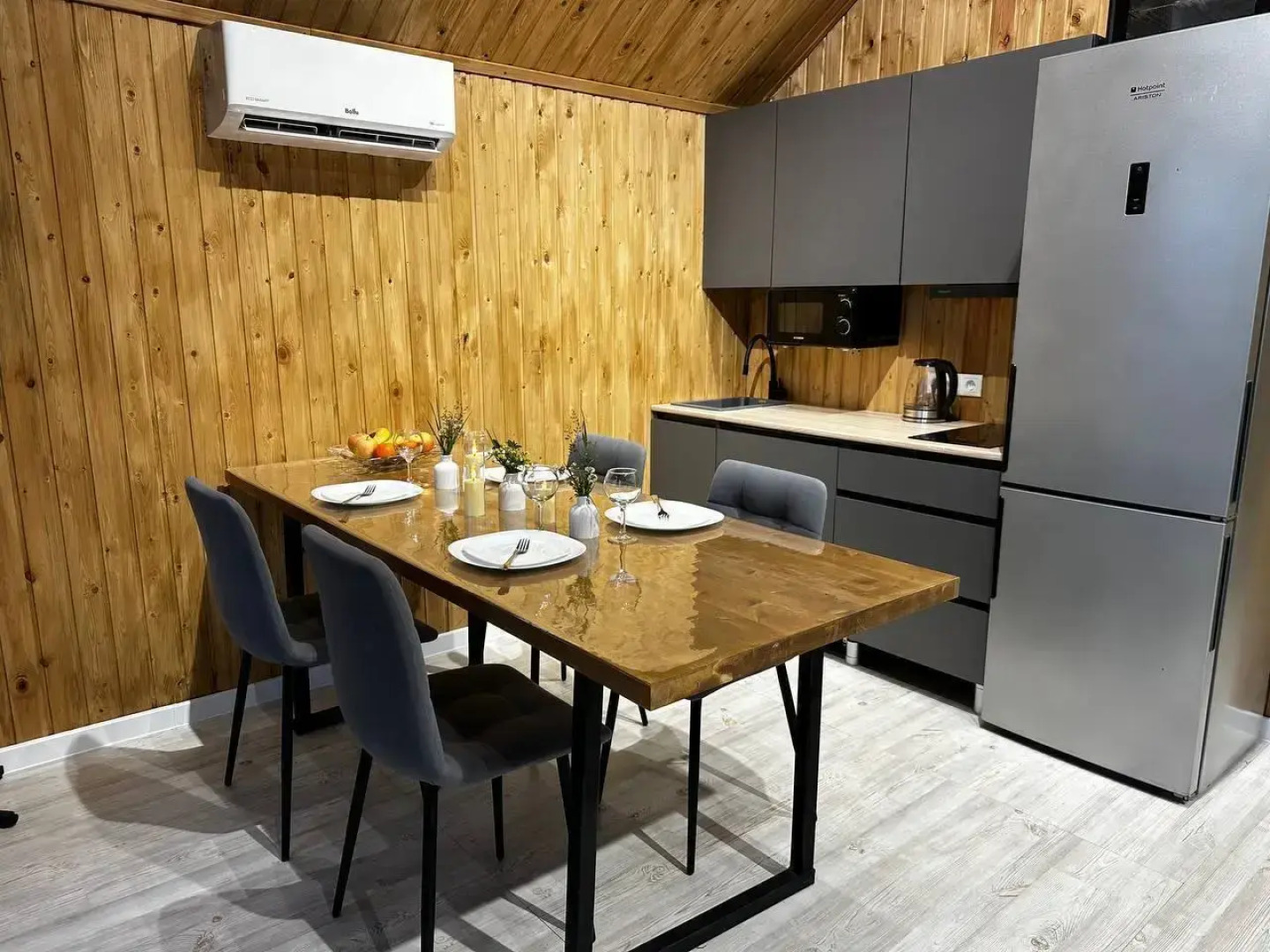 Частный дом Barn-House у леса с бассейном и банным чаном