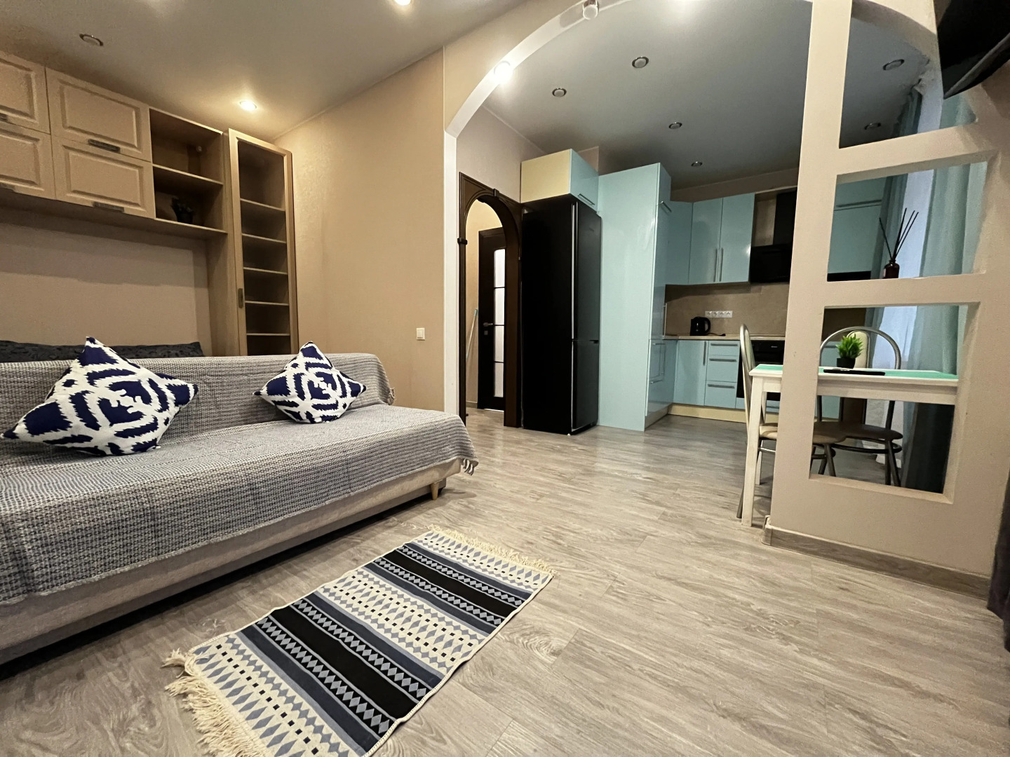 Квартира Тихая Студия на Рихтера