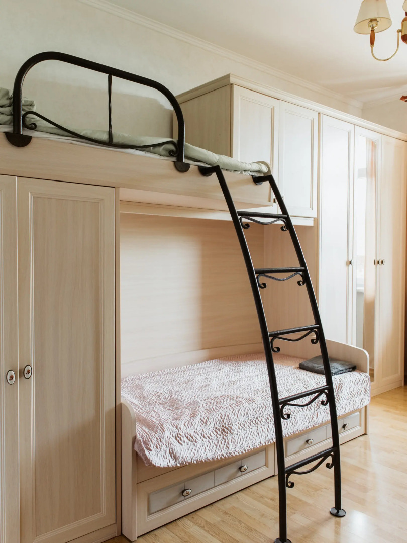 Апартаменты Трехкомнатные с камином в самом центре Новый дом