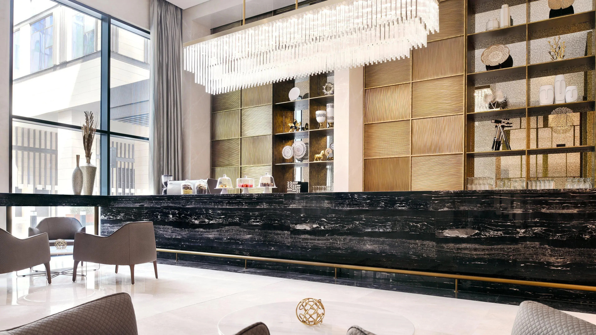 Holiday Inn Dubai al-Maktoum Airport, an IHG Hotel