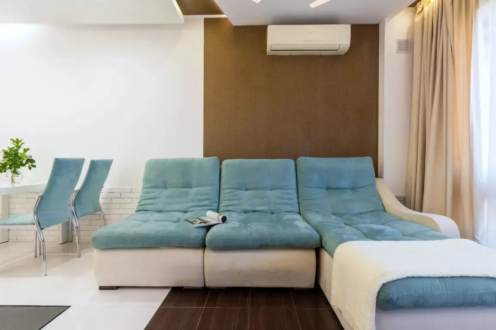 Квартира на Несебрской 5