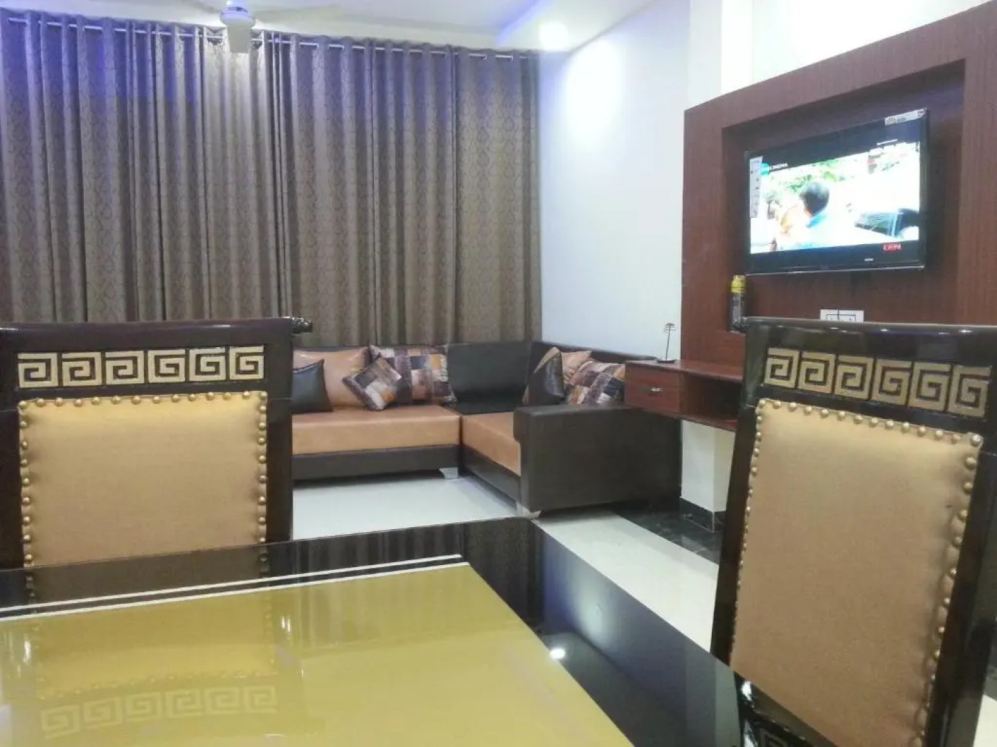 Мини-Отель Taj Village