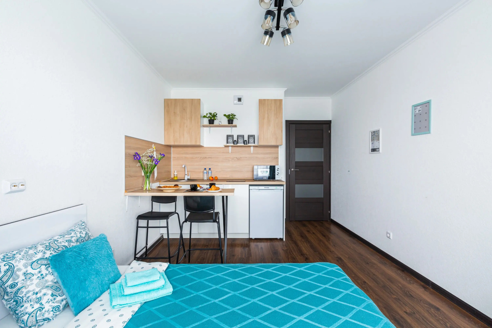 Апартаменты с Видом на Самолеты