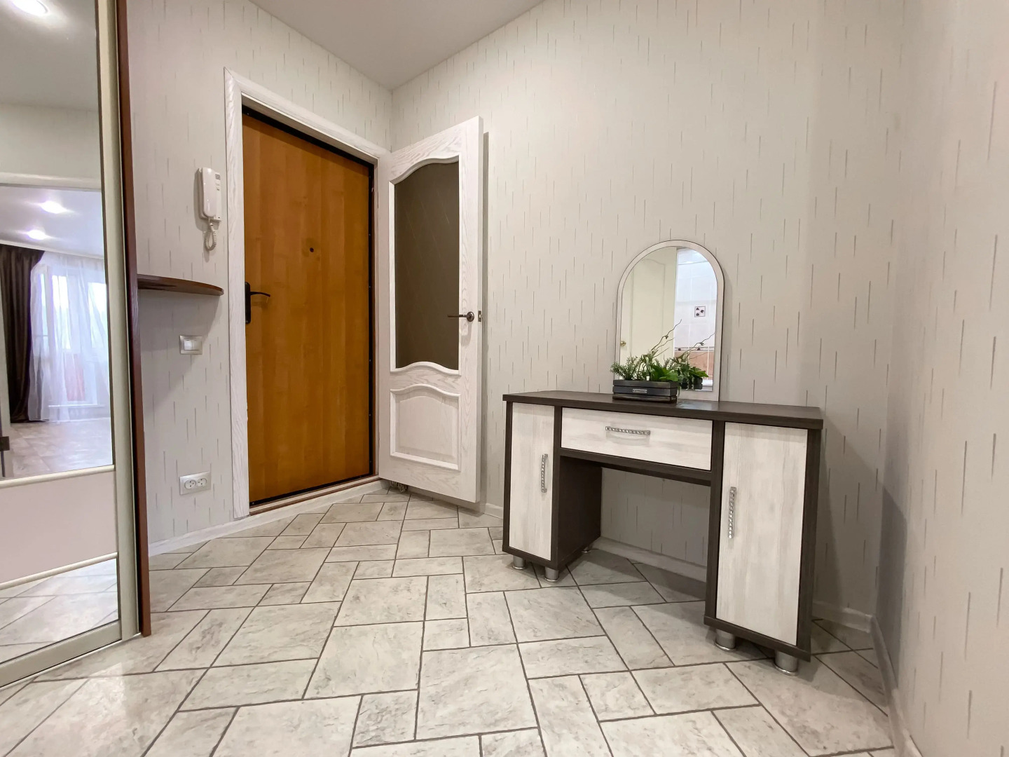 Апартаменты в центре Засвияжского района 21