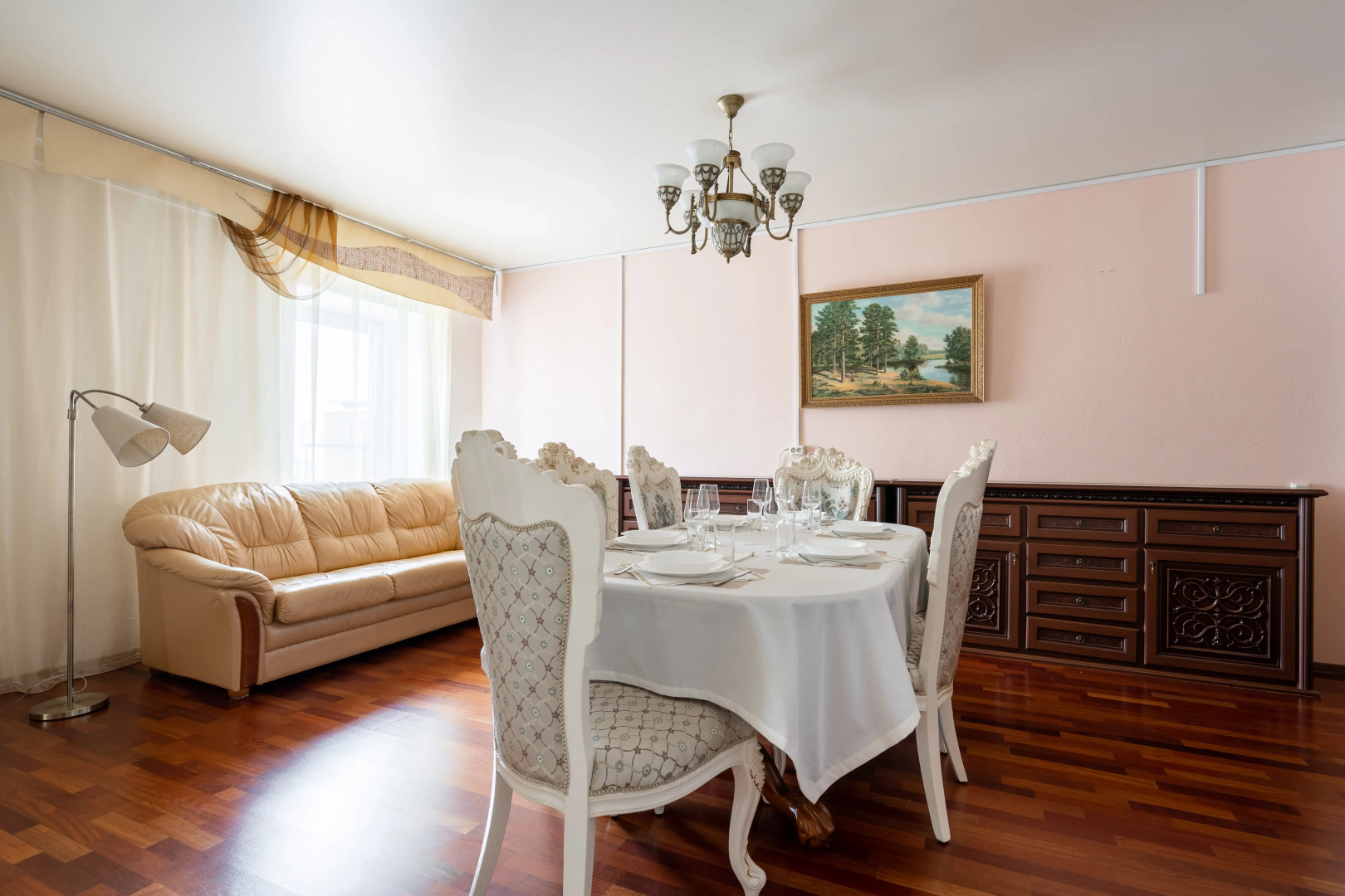 Апартаменты Атмосферная квартира в доме с музеем