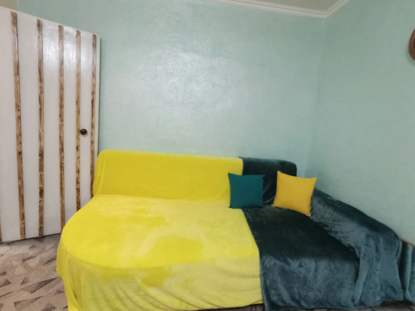 Квартира Live-In-Comfort 1-я Коммунистическая 40