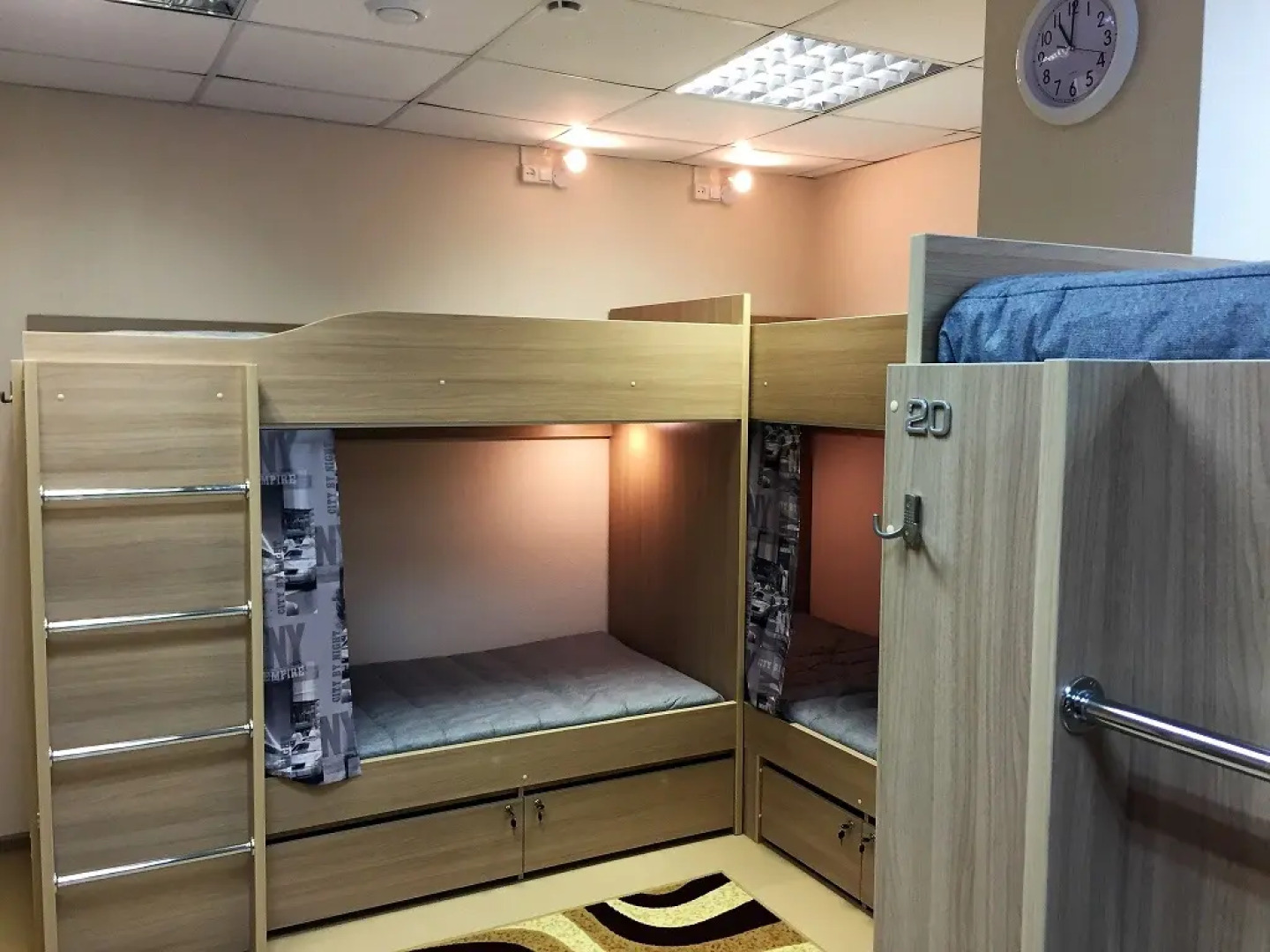 Хостел Хороший